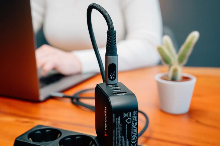 Actual product image Verbatim Sync & Charge USB C to USB C 100W Display 120 cm (1.20 m, USB 2.0)