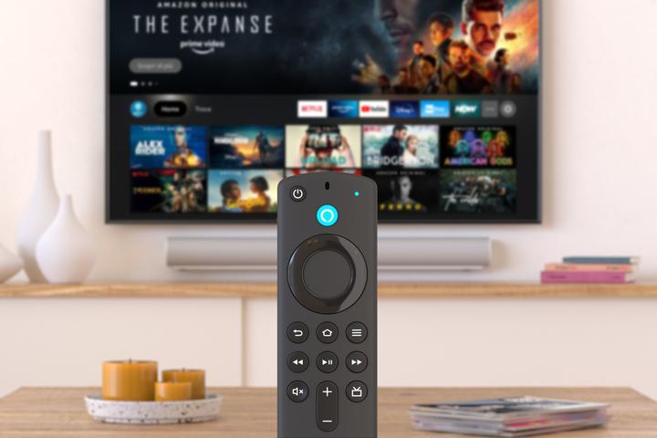 Immagine prodotto Amazon Fire TV Stick (2021) incluso il telecomando vocale Alex (8 GB, Sistema operativo antincendio)