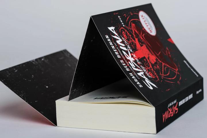 Actual product image Chilling Adventures of Sabrina: Pfad der Nacht (German, Sarah Rees Brennan, Beate Brammertz, 2020)