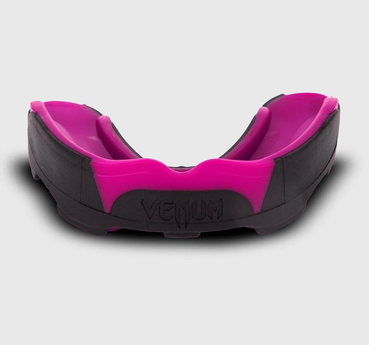 Actual product image Venum Predator Mouthguard-Black-Pink (One size)