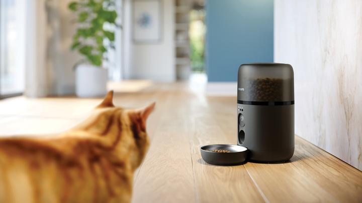 Actual product image Philips Intelligent automatic feeder with camera (4.50 l)