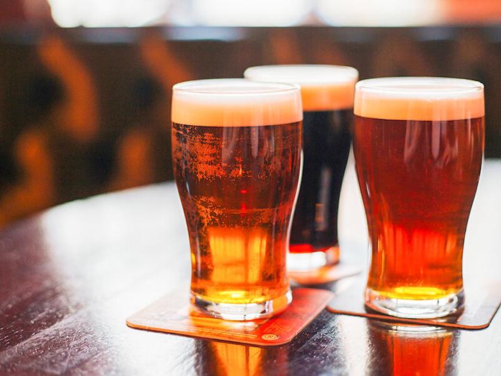 Produktbild Smartbox Wie ein Geniesser: 6 Flaschen Bier für eine Verkostung zu Hause (1 Pers.)