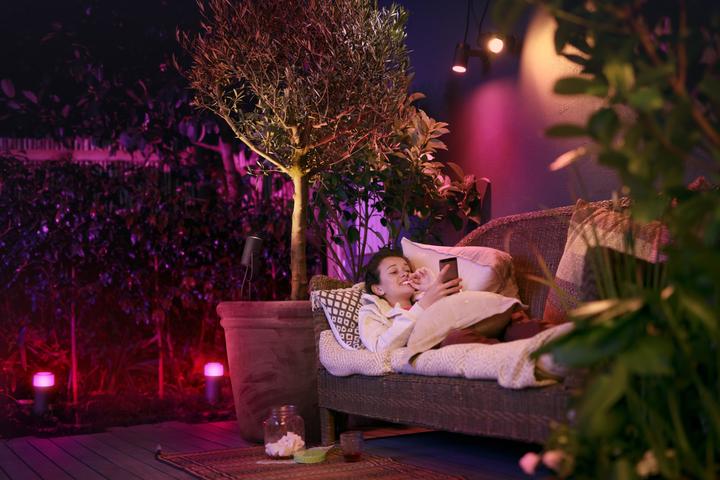 Actual product image Philips Hue Lily Basic Set (DE Plug) (640 lm, IP65)