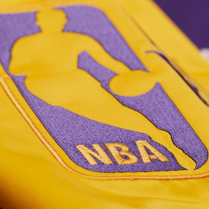 Immagine prodotto Mitchell & Ness M&N Heavyweight Satin Jacket NBA Los Angeles Lakers - M (M)