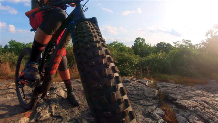 Immagine prodotto Vittoria Agarro 27.5" Trail 4C G2.0 (27.5 x 2.60, 65-584)