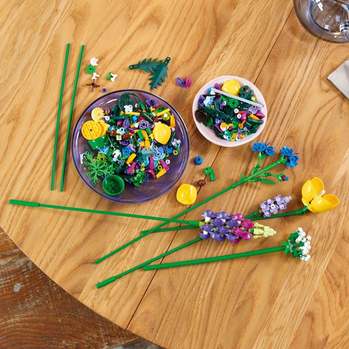 Actual product image LEGO Wildflower Bouquet (10313, LEGO Icons, LEGO Botanical)