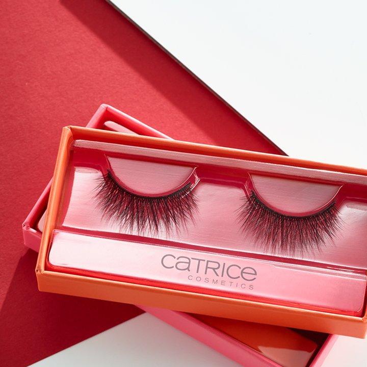 Actual product image Catrice Artificial eyelashes Lash Obsessed 3D C01 Lash Lover (Artificial eyelashes)