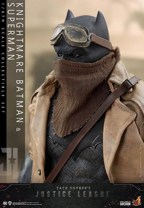 Actual product image Hot Toys Zack Snyder's Justice League "Knightmare Batman & Superman" 1/6 Scale Figure Set