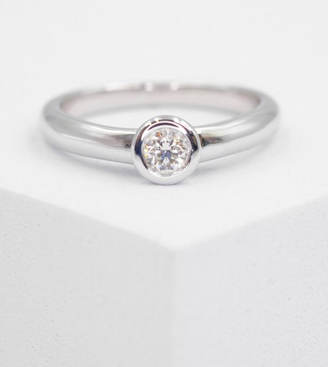 Produktbild Muau Solitaire (52, 750/18 K Gold)