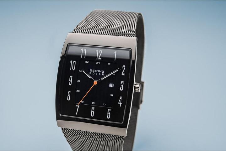 Bering Solar (Analoguhr, 33 mm)