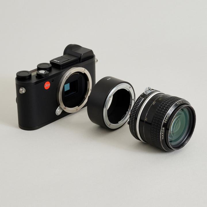 Immagine prodotto Urth Adattatore per obiettivo: compatibile con l'obiettivo Nikon F e con il corpo macchina Leica L