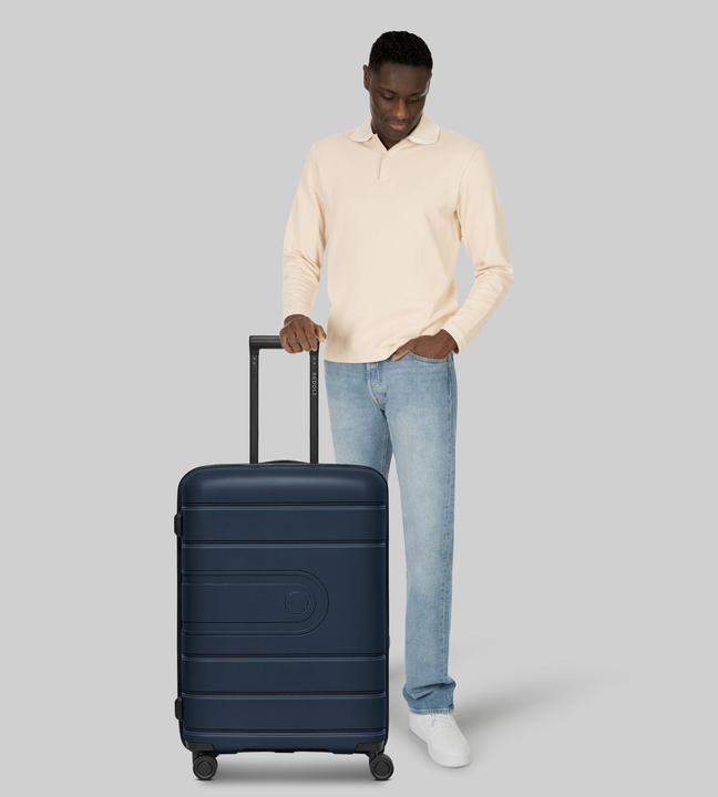 Produktbild Redolz Essentials 11 4 Rollen Trolley 66 cm mit Dehnfalte (80 l, L (90 - 115l))
