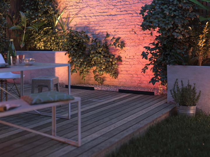 Produktbild Philips Hue Amarant (1400 lm, IP65)