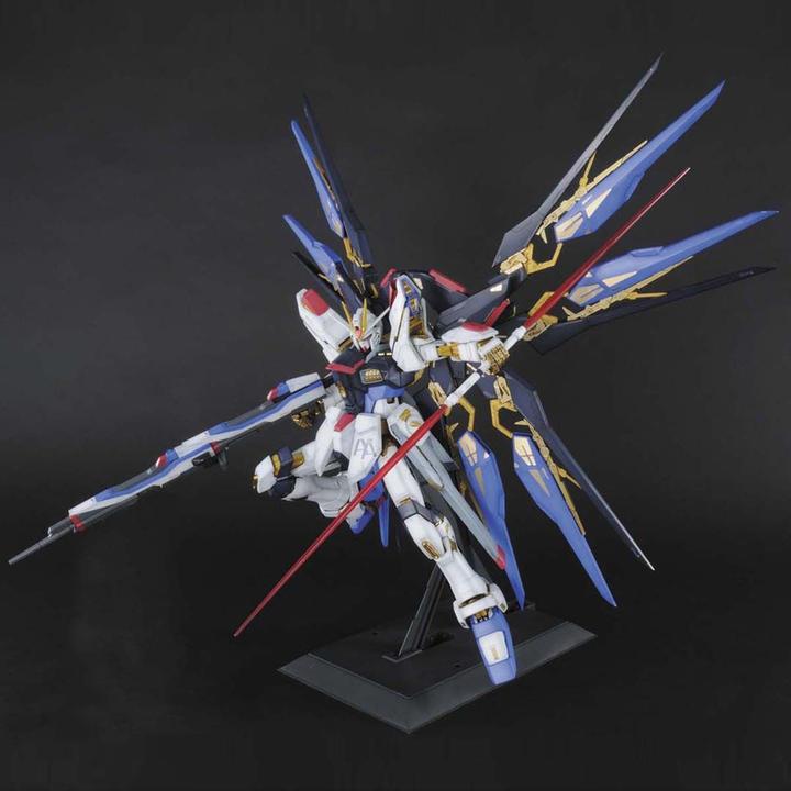 Produktbild Bandai Gundam - Strike Freedom Gundam Perfect Grade