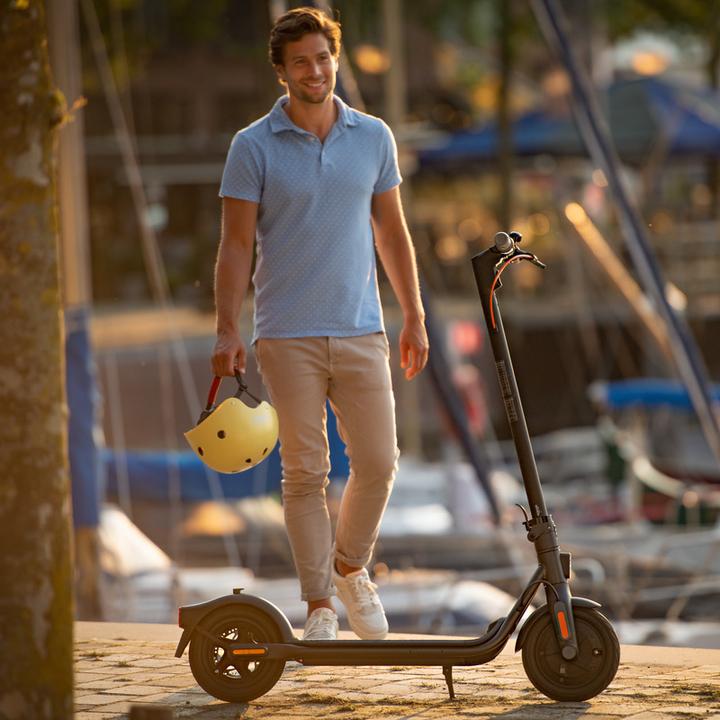 Produktbild Segway-Ninebot F30D (20 km/h, 30 km, 300 W)