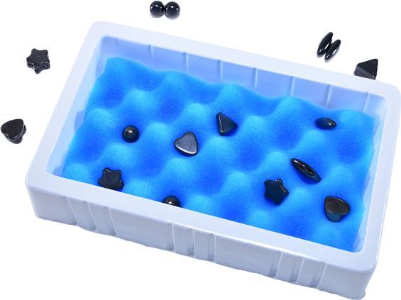 Actual product image Kögler Magnetic "chess set", magnetic pieces w. sponge chess board, 25.5x15.9x5.3cm