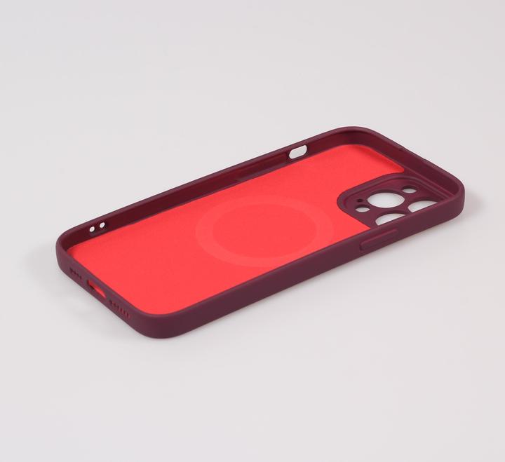 Produktbild PhoneLook Hülle Soft-Shell silikon cover mit MagSafe und Kameraschutz Bordeaux (Apple iPhone 13 Pro)