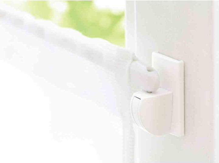 Actual product image tesa Powerstrips