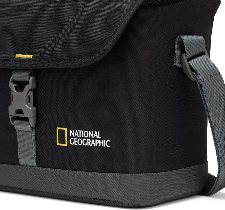 Image du produit National Geographic Kamera-Tasche Medium Schwarz (Sac à bandoulière pour appareil photo, 6.25 l)