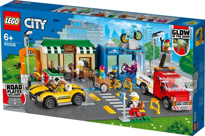 Actual product image LEGO Shopping street with shops (60306, LEGO City)