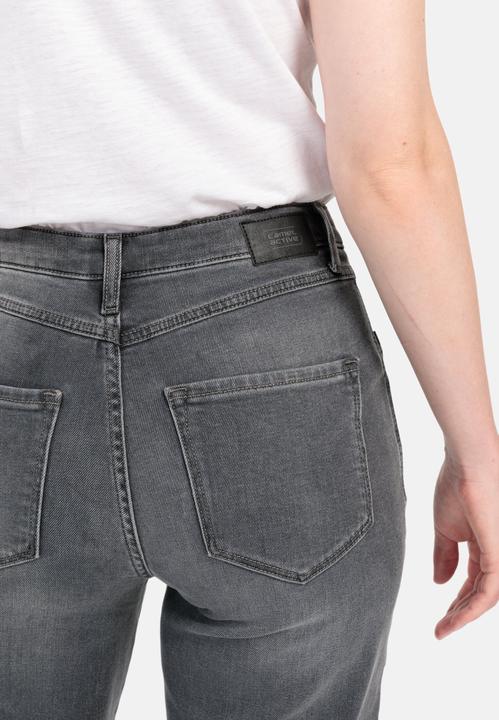 Immagine prodotto Camel Active Jeans 5 tasche con vestibilità Mom (W34/L32)