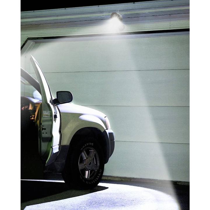 Productafbeelding Technaxx Bewakingscamera HD-buitencamera met LED-lamp TX 106 (1280 x 720 pixels)