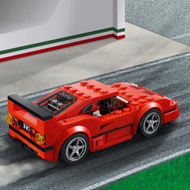 Produktbild LEGO Ferrari F40 (75890, LEGO Speed Champions)