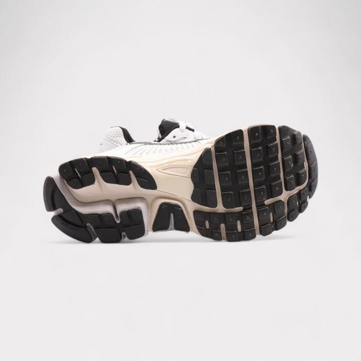 Produktbild Nike Zoom Vomero 5 (42.5)