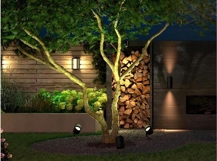 Produktbild Philips Hue Lily XL Erweiterung (1050 lm, IP65)