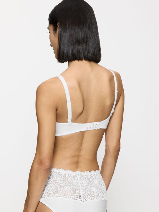 Actual product image Triumph Amourette W underwired bra (95 F, Single pack)