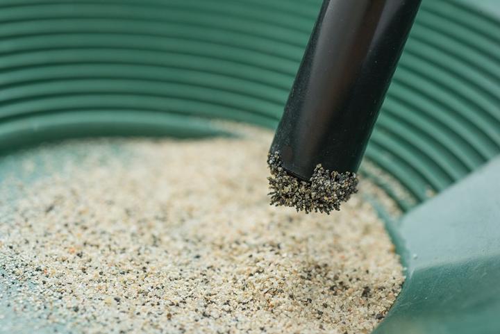 Actual product image S E Black Sand Magnetic Separator 5LB - Magnet de Poche (1 x)