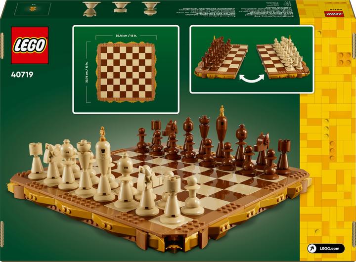 Actual product image LEGO Traditional chess game (40719, LEGO Classic)
