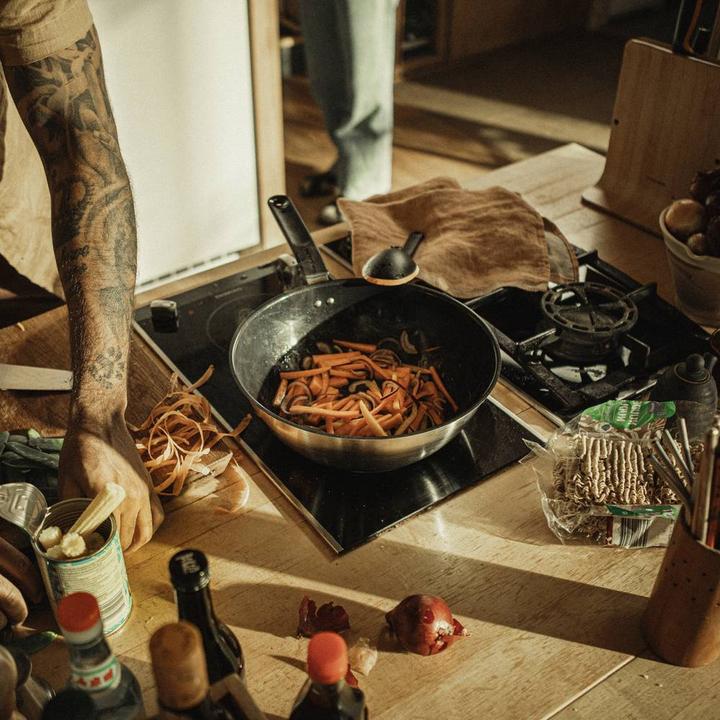 Actual product image Fiskars PAN WOK FF 28CM CERAMIC COATED 1072313 (28 cm, Wok, Stainless steel)