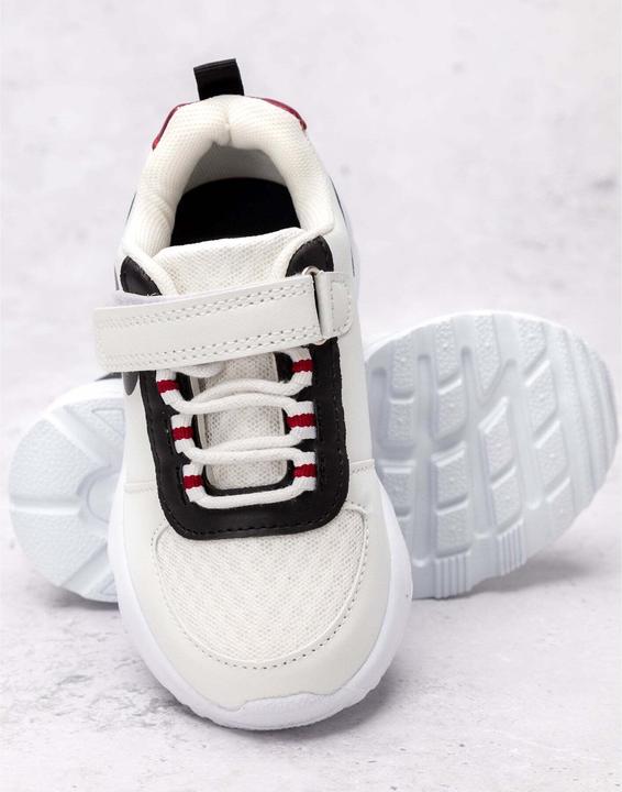 Actual product image Disney Sneaker (27)