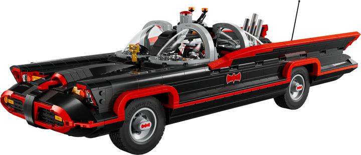 Actual product image LEGO Batmobile (76328, LEGO DC, LEGO Rare Sets)