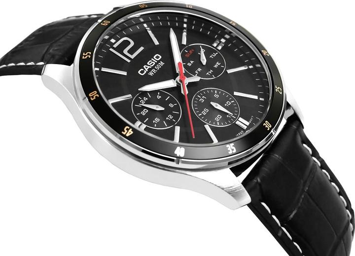 Produktbild Casio Collection (43 mm)