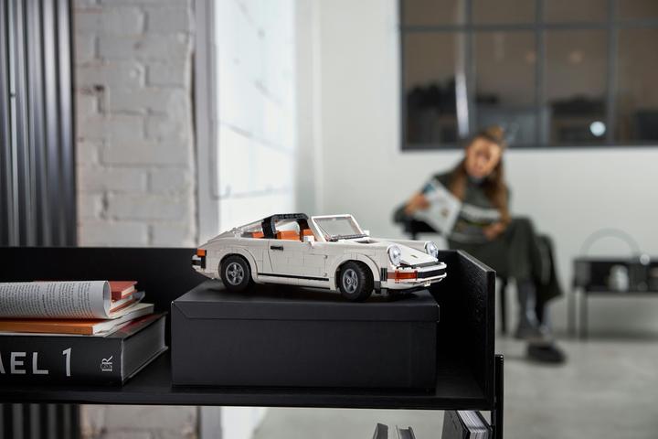 Productafbeelding LEGO Porsche 911 (10295, LEGO Creator Expert, LEGO Zeldzame Sets)