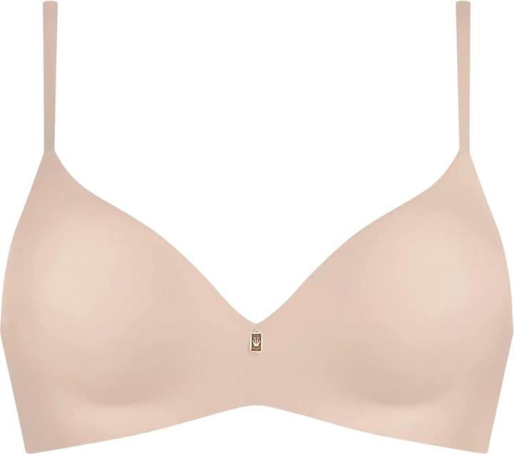 Triumph Body Make-Up Essentials P 01