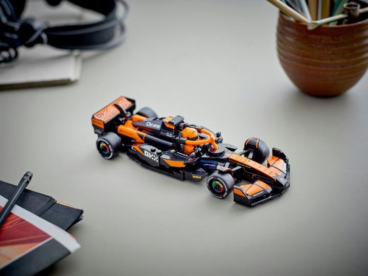 Image du produit LEGO McLaren F1 Team MCL38 Rennauto (77251, LEGO Speed Champions)