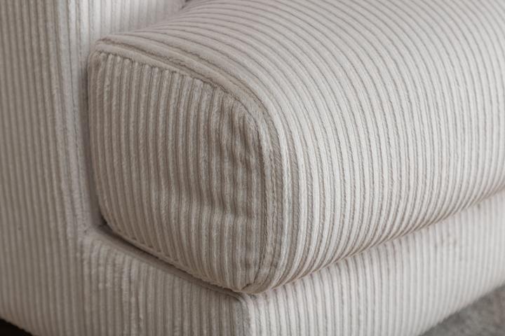 Actual product image Venture Home Sofia
