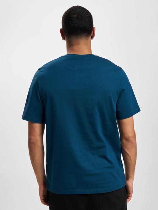 Actual product image Lyle and Scott Plain T-shirt men (M)