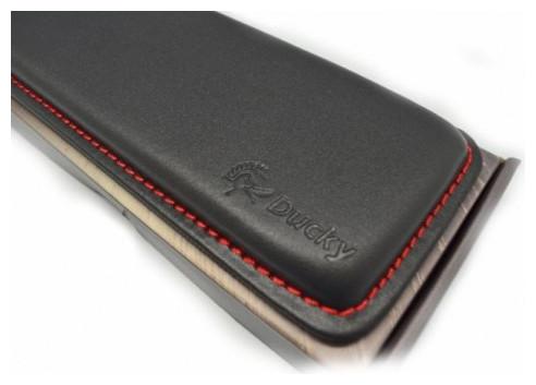 Actual product image Ducky Wrist pad leather