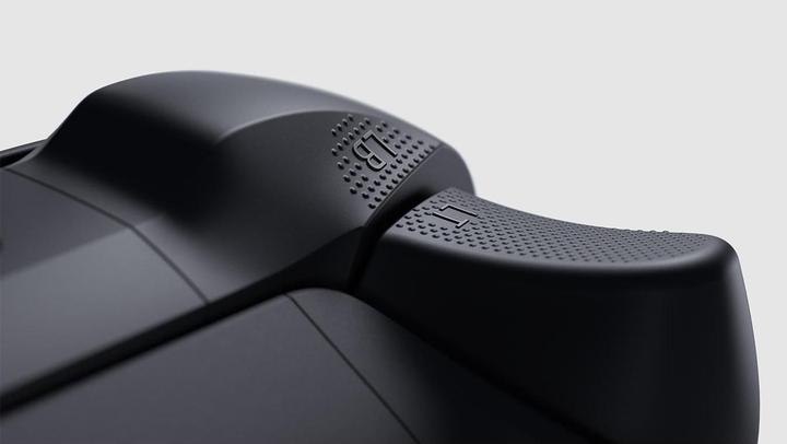Actual product image Microsoft Xbox Wireless Controller - Carbon Black (Xbox Series X, Xbox One X, PC, Xbox One S, Xbox Series S)