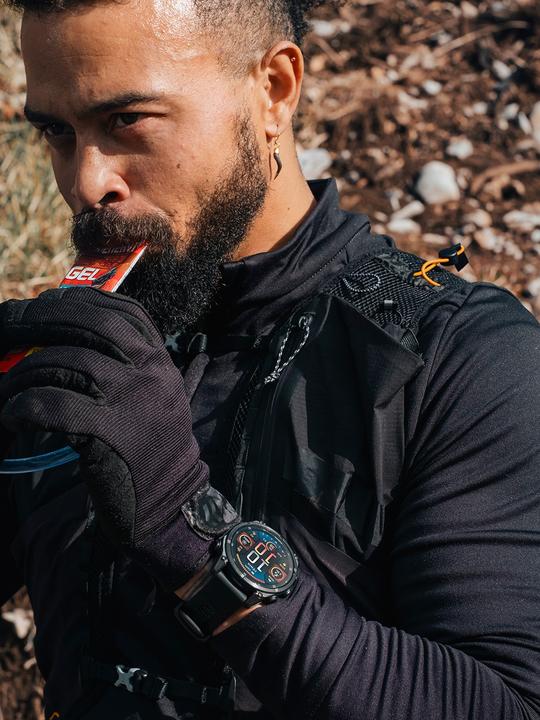Image du produit Garmin Fenix 8 AMOLED Sapphire Titan (51 mm)