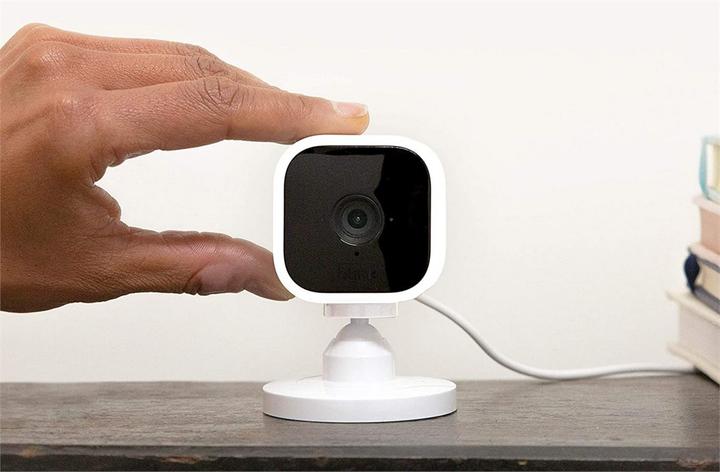 Produktbild Amazon Blink Mini 2-Camera System (1920 x 1080 Pixels)
