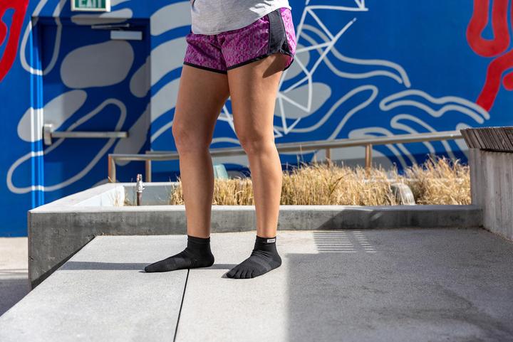 Actual product image Injinji Run Lightweight Mini-Crew (45, 46, 47)