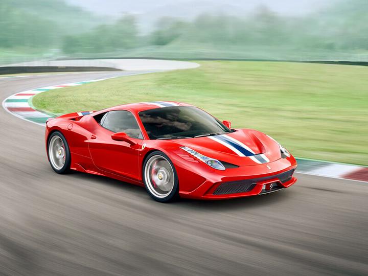 Actual product image Smartbox Driving a Ferrari and Lamborghini (2 pers.)
