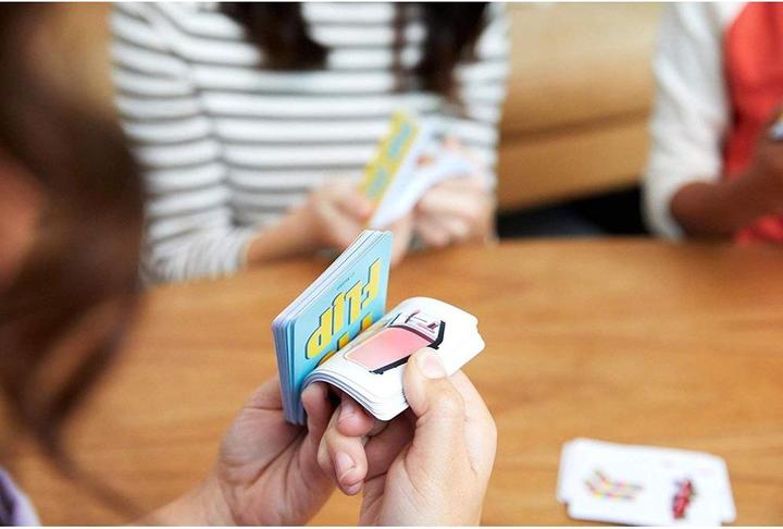 Image du produit Mattel Games Pic Flip - Jeu de Cartes Famille - A partir de 7 ans (Anglais)