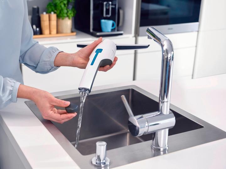 Actual product image Leifheit Nemo Click window and bathroom vacuum cleaner