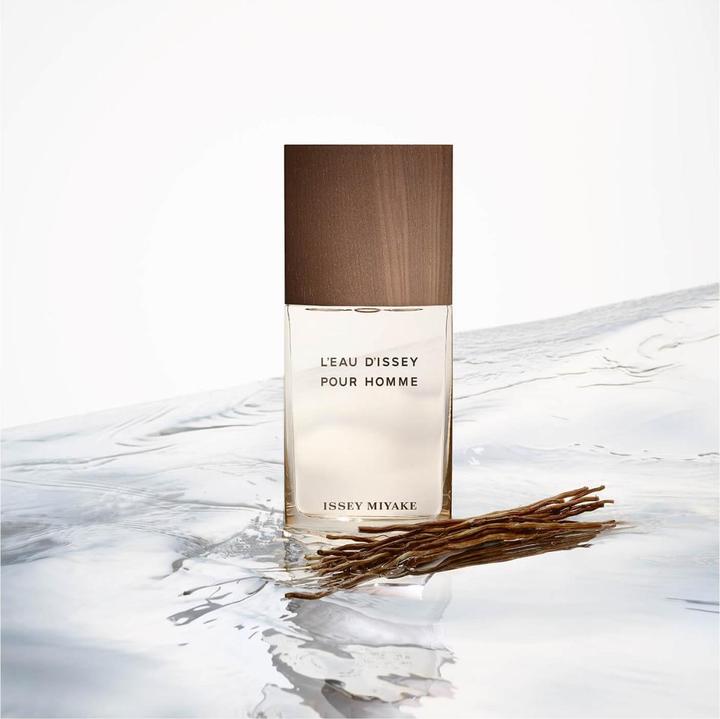 Produktbild Issey Miyake Eau & Vét Intensive (Eau de Toilette, 50 ml)